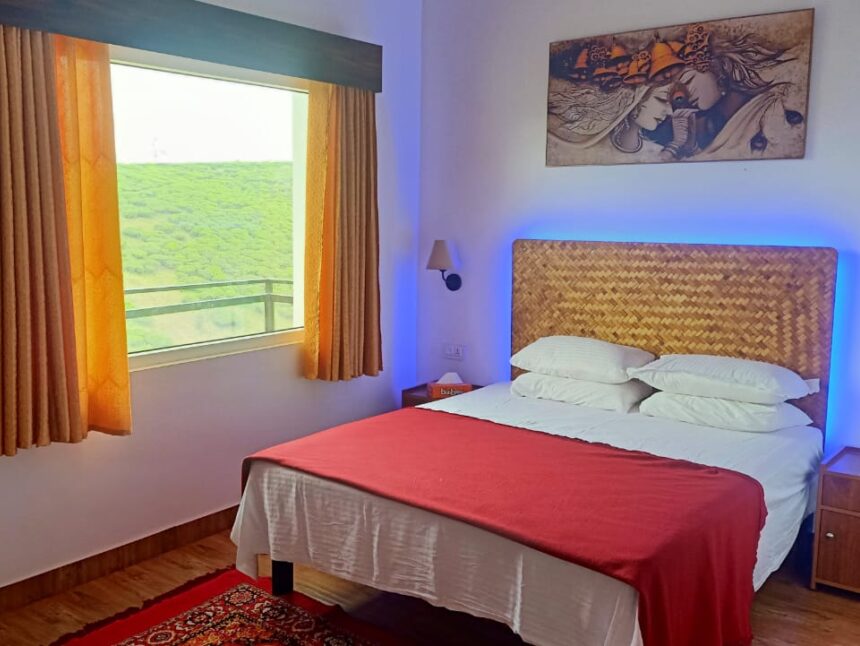 Deluxe Room with Mountain View